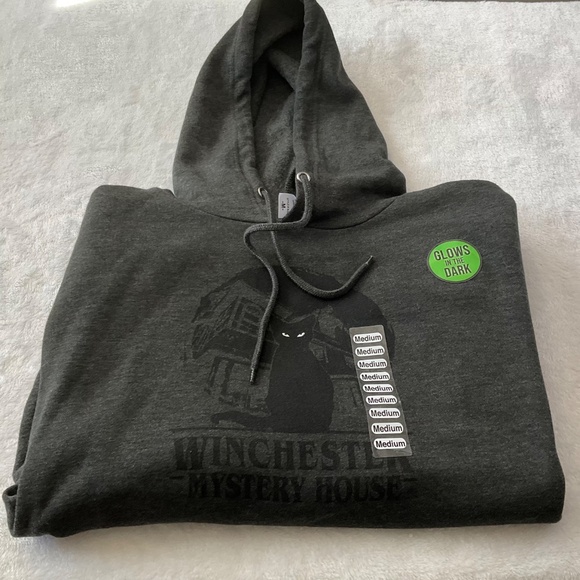 WINCHESTER MYSTERY HOUSE HOODIE SWEATER~SIZE MEDIUM! - Picture 2 of 8